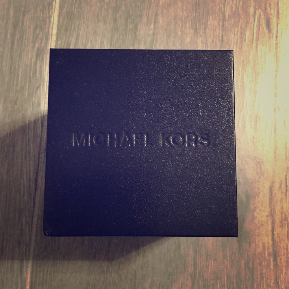 Michael Kors Watch Box